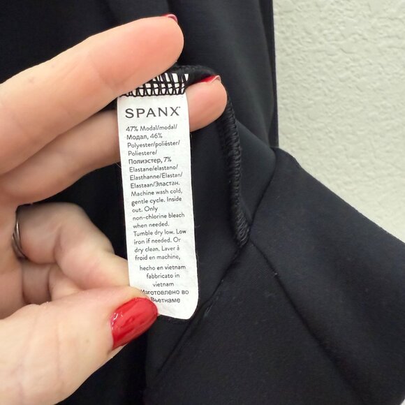 Spanx AirEssentials Cocoon Black Open Cardigan w Pockets 50345R Womens sz XL 1X - Picture 4 of 8